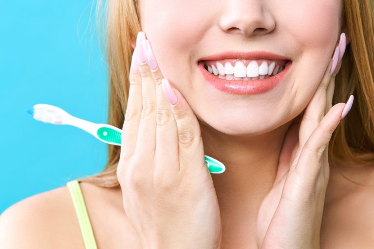 Brushing Techniques To Keep Your Teeth Clean | Holistic Dental Melbourne